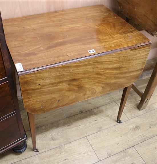 A George III mahogany Pembroke table, W.69cm